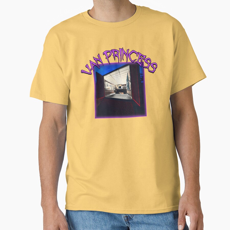Phasmophobia Van Princess T-shirt